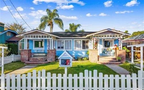 817 1/2 E Palmyra Ave, Orange, CA, 92866-2069 | Card Image