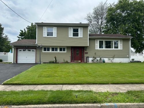 14 Mcginnis Rd, Edison, NJ, 08817-4715 | Card Image