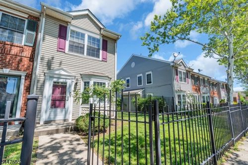 19 Clarion Ln, Newark, NJ, 07103-3385 | Card Image