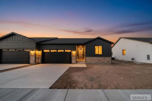 6409 Ender Ln, Idaho Falls, ID, 83401-1173 | Card Image