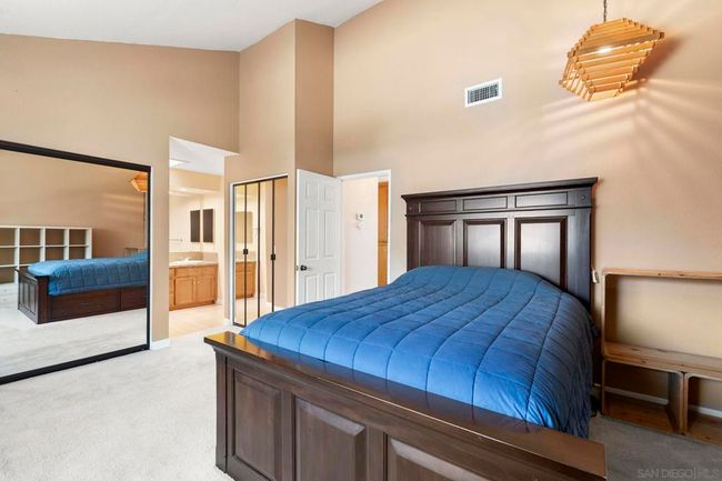 677 Summer View Cir, Townhouse with 2 bedrooms, 3 bathrooms and 2 parking in Encinitas CA | Image 27
