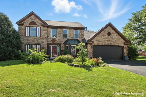1724 Hartford Ln, Crystal Lake, IL, 60014-2016 | Card Image