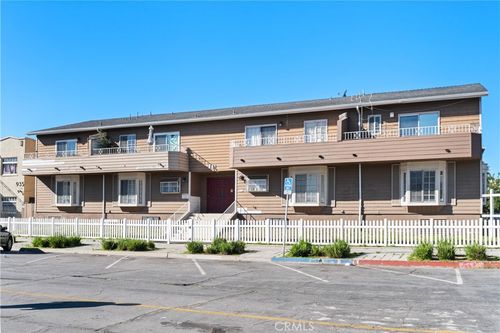 16-941 Elm Ave, Long Beach, CA, 90813-4458 | Card Image