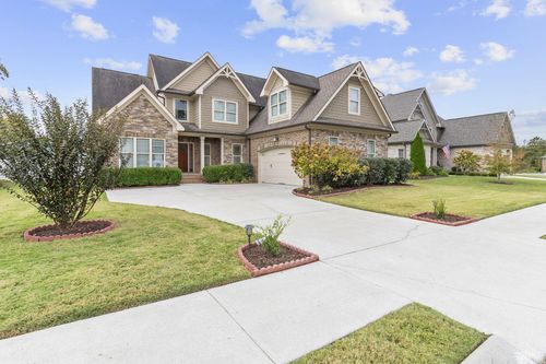 8238 Knottingwood Way, Chattanooga, TN, 37421-4775 | Card Image