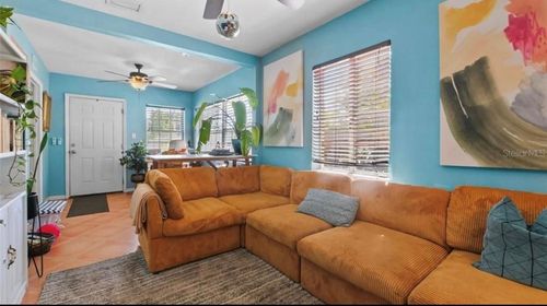 1403 52nd St S, GULFPORT, FL, 33707-4305 | Card Image