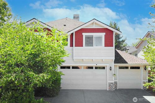 23715 Se 5th Pl, Sammamish, WA, 98074-3640 | Card Image