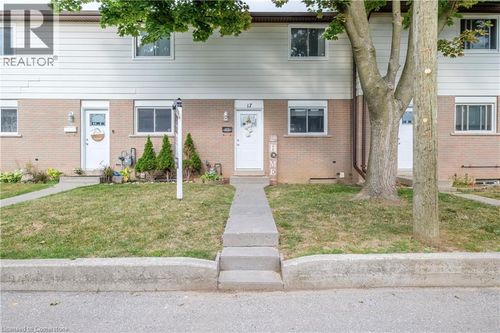 17-379 Darling St, Brantford, ON, N3S7G4 | Card Image