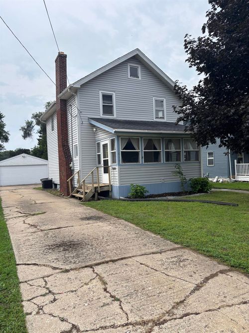 619 Lawn Drive, Loves Park, IL, 61111 | Card Image