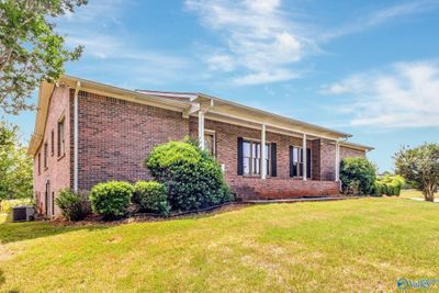 126 Comfort Drive, House other with 4 bedrooms, 2 bathrooms and null parking in Hazel Green AL | Image 3