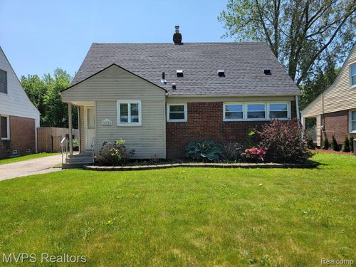 20220 Lancaster St, Harper Woods, MI, 48225-1632 | Card Image