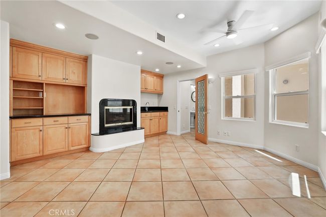 326 6 Th St, House other with 4 bedrooms, 5 bathrooms and 2 parking in Huntington Beach CA | Image 23