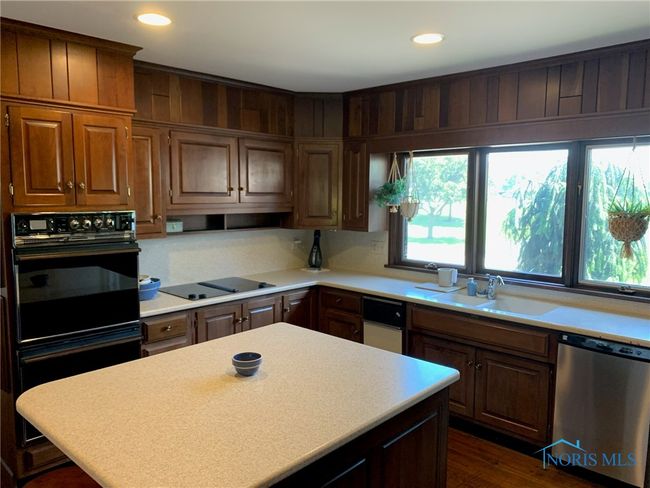 202 Belfast Ln, House other with 5 bedrooms, 5 bathrooms and 2 parking in Bryan OH | Image 11