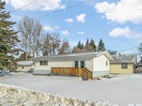 509 5th Ave, Whitewood, SK, S0G5C0 | Card Image