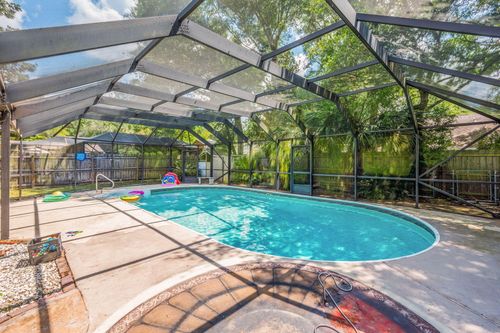 22 James Dr, Shalimar, FL, 32579-1012 | Card Image