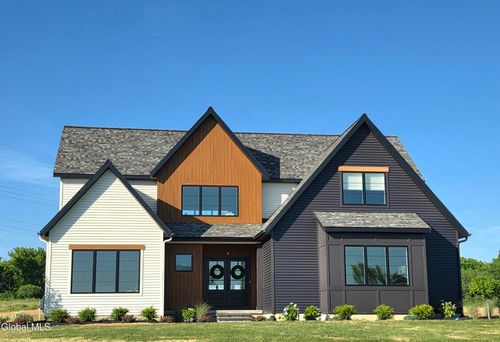 4 Faulkner Dr, Waterford, NY, 12188-1222 | Card Image
