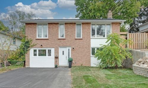main-16 Upper Canada Dr, Kitchener, ON, N2P1E5 | Card Image