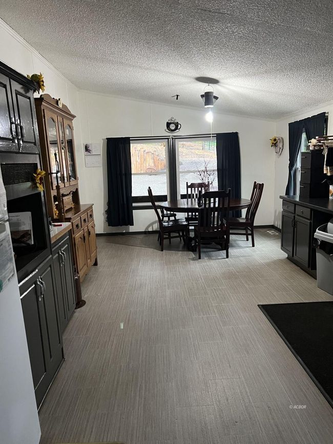 33695 State Route 683, House other with 5 bedrooms, 2 bathrooms and null parking in Mc Arthur OH | Image 7