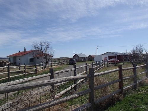 9506 Wright Rd, Melba, ID, 83641-4235 | Card Image
