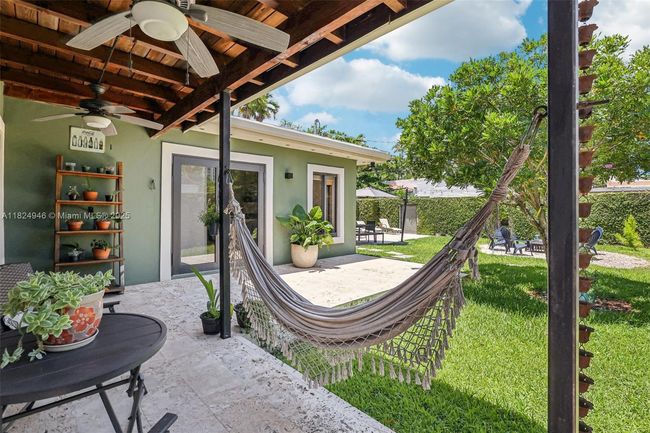 441 Sw 27 Th Rd, House other with 4 bedrooms, 4 bathrooms and null parking in Miami FL | Image 33