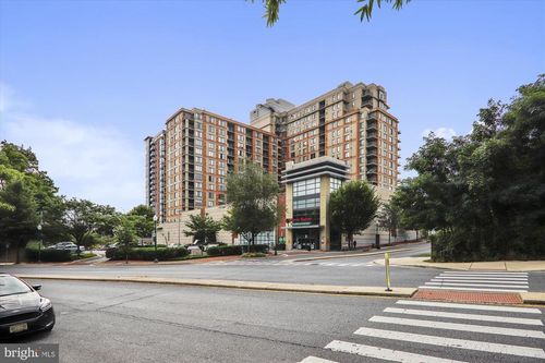 2102-11750 Old Georgetown, ROCKVILLE, MD, 20852 | Card Image