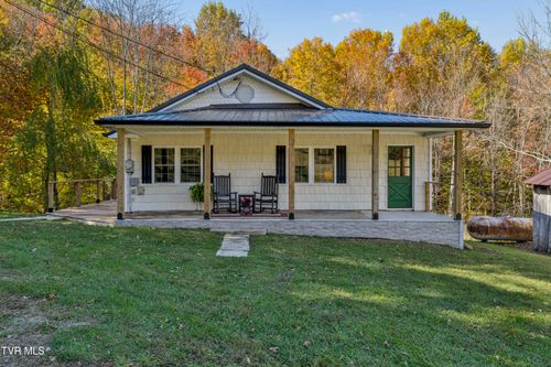 460 Burbank Road, Roan Mountain, TN, 37687 | Card Image