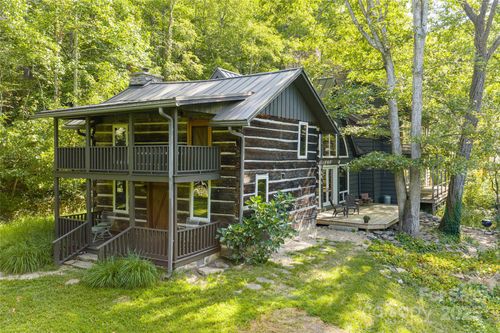 147 Dye Leaf Rd, Fairview, NC, 28730-9650 | Card Image