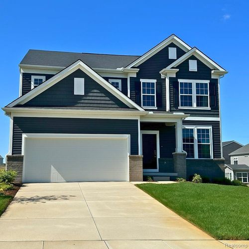 2751 Dunes Ct, Milford, MI, 48380 | Card Image