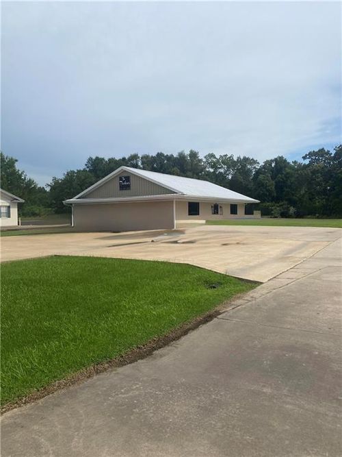 320 Acton Rd, Marksville, LA, 71351-2936 | Card Image