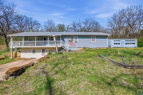 2935 Ne Meriden Rd, Topeka, KS, 66617-2326 | Card Image