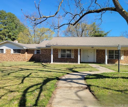 1320 Grove St, Nashville, AR, 71852-3639 | Card Image