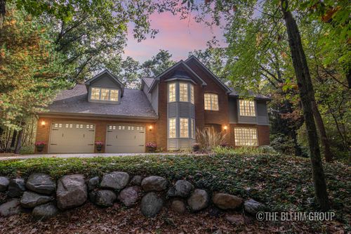 6340 Cannon Highland Dr, Belmont, MI, 49306-9678 | Card Image