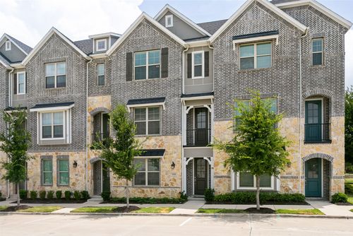 4488 N River Walk Dr, Flower Mound, TX, 75028-2017 | Card Image