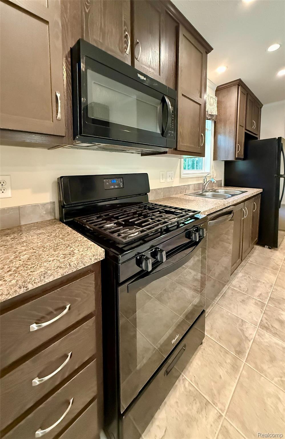 Residential in Newton Township 3