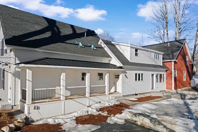 B - 40 Rush Rd, Condo with 4 bedrooms, 2 bathrooms and null parking in Henniker NH | Image 4