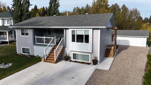 5108 18 Avenue, Edson, AB, T7E1X3 | Card Image