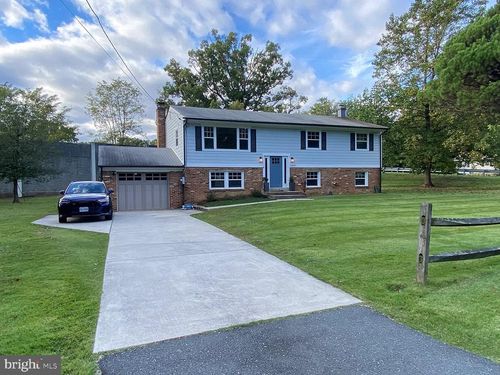 2300 Division Ave, Falls Church, VA, 22043-3141 | Card Image