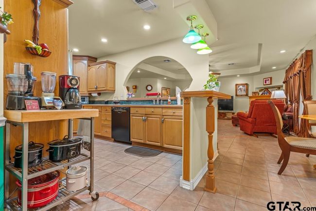 841 Pops Landing Rd, House other with 3 bedrooms, 2 bathrooms and null parking in Ore City TX | Image 24