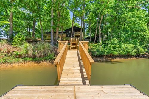 297 Sunset Blvd, Lexington, NC, 27292-7854 | Card Image
