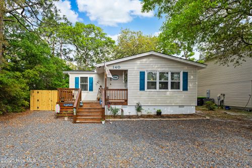 140 Nw 9th St, Oak Island, NC, 28465-7013 | Card Image