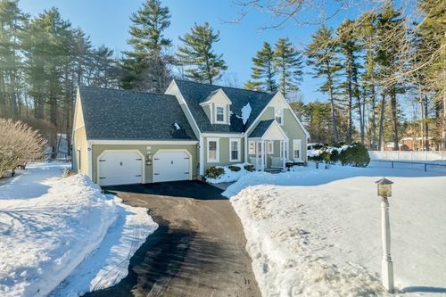 17 Ice Pond Dr, Rowley, MA, 01969-2337 | Card Image