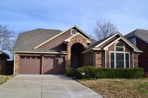 5917 Beckett Dr, Arlington, TX, 76017-6462 | Card Image