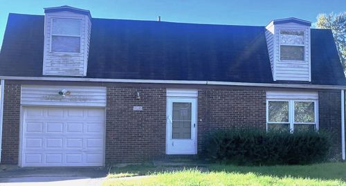 226 Elm Dr, Fairview Heights, IL, 62208-1203 | Card Image