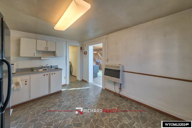 323 Bridge Ave, House other with 2 bedrooms, 1 bathrooms and null parking in Worland WY | Image 8