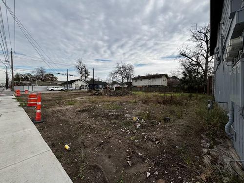 1412 Quitman St, Houston, TX, 77009-7938 | Card Image