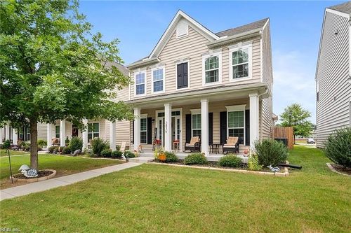 2836 Greenwood Dr, Portsmouth, VA, 23701-4340 | Card Image