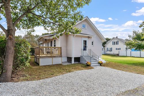 4 Greenlawn Ave, South Grafton, MA, 01560-1308 | Card Image