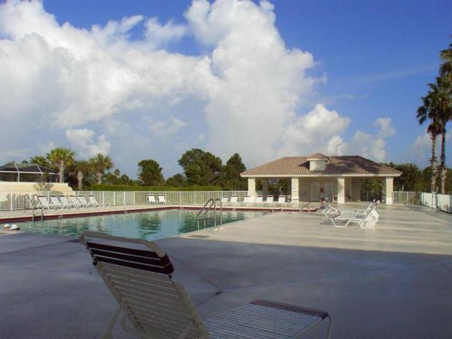 8048 Se Double Tree Dr, House other with 3 bedrooms, 2 bathrooms and null parking in Hobe Sound FL | Image 25