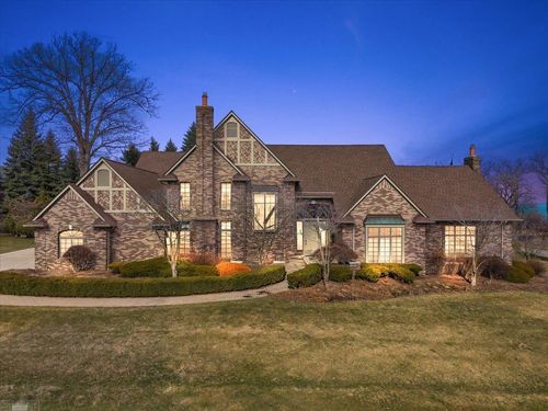 207 Lake Shore Rd, Grosse Pointe Farms, MI, 48236-3759 | Card Image