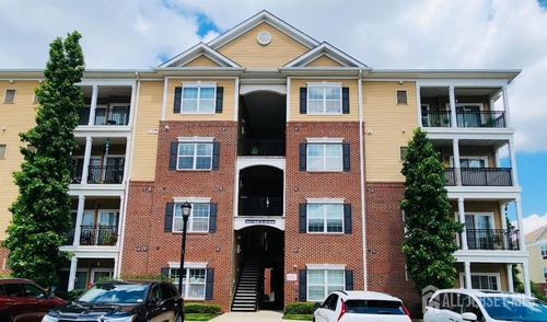 548 E Celebration Way, South Plainfield, NJ, 07080-5600 | Card Image