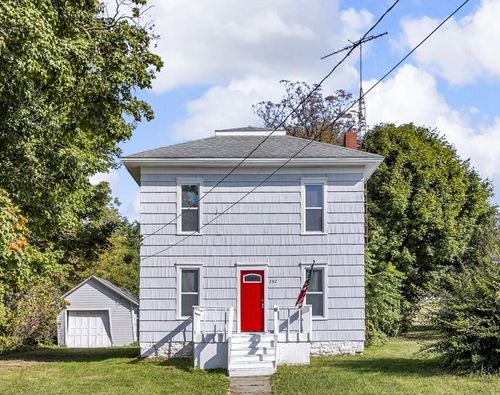 252 W Main St, Addison, MI, 49220-9707 | Card Image